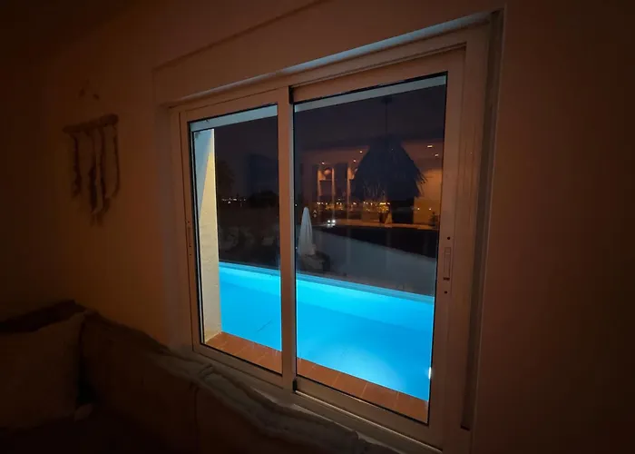 Beach House La Marina